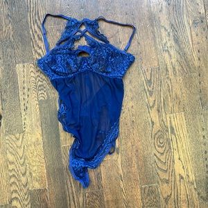Body suit with garter straps